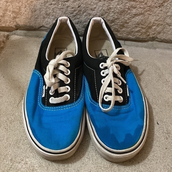VANS Classic Low Top Blue And Black Sneakers Women’s 8 - Picture 2 of 7